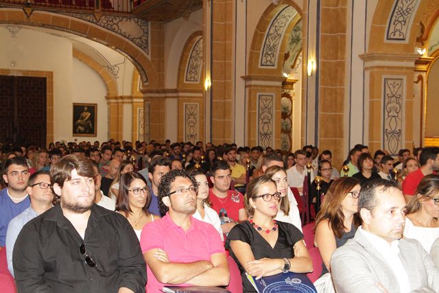 El Instituto Superior de FP San Antonio da la bienvenida a sus alumnos - 1, Foto 1