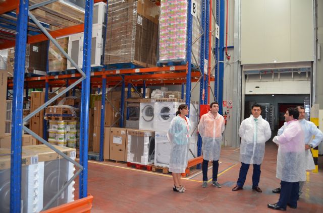 El alcalde, José Miguel Luengo elogia el crecimiento del Grupo Caliche convertido en un referente internacional de logística y transporte - 2, Foto 2