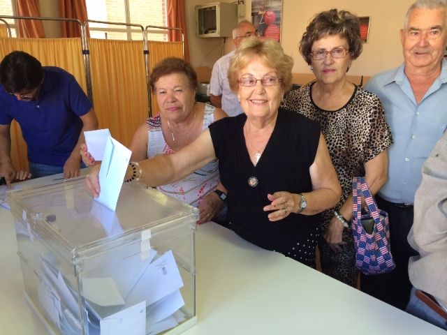 Jerónimo Martínez Gómez es elegido nuevo presidente del Consejo de Dirección del Centro Municipal de Personas Mayores de la plaza Balsa Vieja, Foto 3
