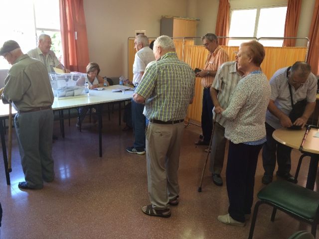 Jerónimo Martínez Gómez es elegido nuevo presidente del Consejo de Dirección del Centro Municipal de Personas Mayores de la plaza Balsa Vieja, Foto 4