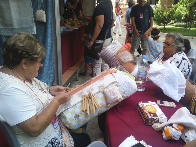 Un juego de cama con dos kilómetros de hilo en FERAMUR - 1, Foto 1