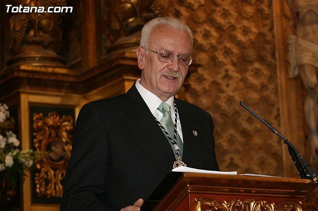 El Pleno rendirá un sencillo reconocimiento institucional de gratitud a la figura del vecino recientemente fallecido, Juan Antonio Yáñez de Lara, Foto 1