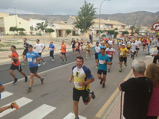 Una veintena de atletas del club atletismo de Totana participaron en la II Media Maratón y 10K Feria de Alhama, Foto 2