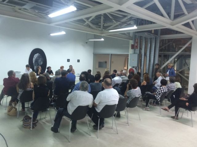 Cultura pone en contacto a comisarios internacionales con artistas y galeristas de la Región para promocionar su trabajo - 1, Foto 1