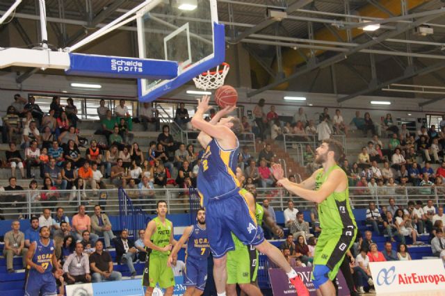El UCAM Murcia venció por 75-68 en la primera semifinal del Torneo Air Europa - 1, Foto 1