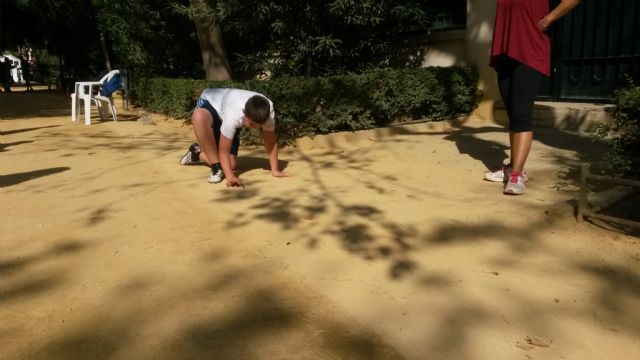 Grandes y pequeños se reúnen en las Alamedas para disfrutar de una jornada de juegos populares y tradición - 1, Foto 1