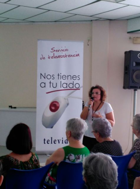 El servicio de Teleasistencia informa sobre productos de apoyo para las actividades cotidianas, Foto 6
