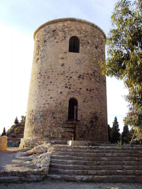El Gobierno Regional declara como Bien de Inters Cultural la Torre de Santa Isabel, Foto 1