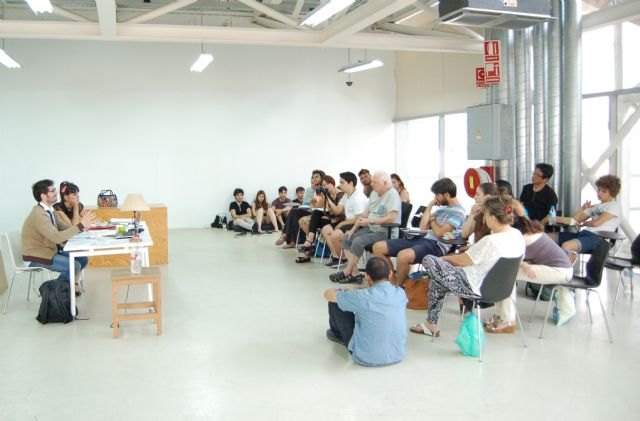 El Centro Párraga refuerza su programación formativa en artes escénicas con tres nuevos cursos de teatro y danza - 1, Foto 1