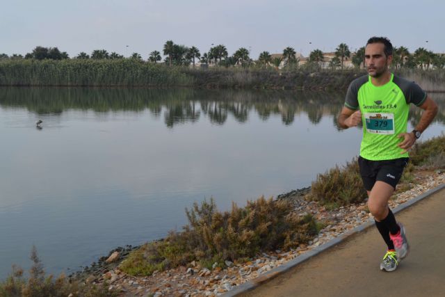 Cientos de corredores celebran el día Mundial de las Aves en la tercera edición de la Correlimos 13.4 - 2, Foto 2