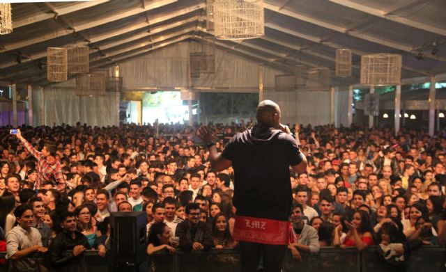 Más de 4.000 personas en el Festival Electro-Latino celebrado anoche en Puerto Lumbreras - 1, Foto 1