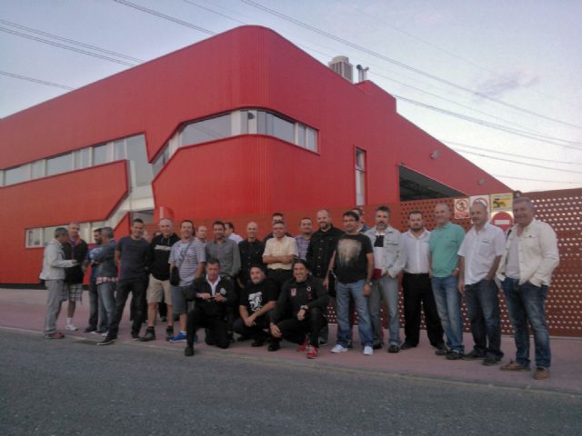 Seguimiento del 100% en la huelga de autobuses urbanos (los coloraos) de Murcia - 1, Foto 1