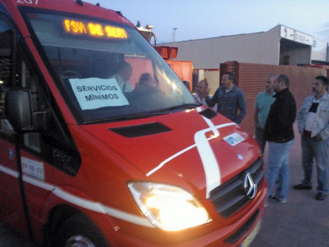 Seguimiento del 100% en la huelga de autobuses urbanos (los coloraos) de Murcia - 3, Foto 3