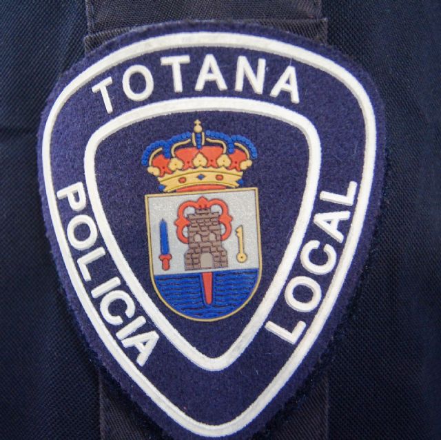 La Policía Local de Totana detiene este fin de semana al autor de un robo en el interior de un vehículo