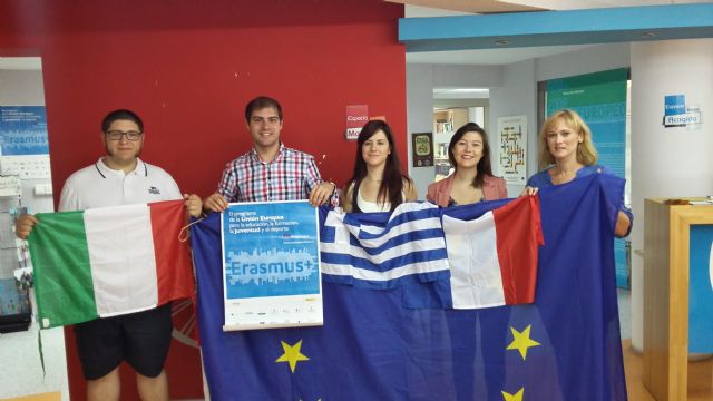 Ricardo Segado recibe a los voluntarios europeos del Programa Erasmus + Juventud en Acción - 1, Foto 1