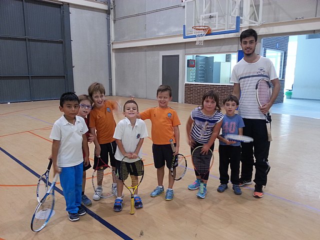 Comenzan las clases de tenis extraescolares en La Hoya, impartidas por la Escuela de Tenis Kuore de Totana, Foto 2