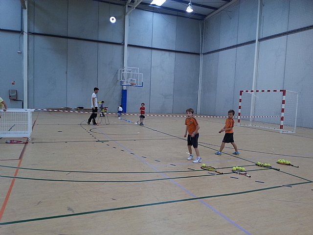 Comenzan las clases de tenis extraescolares en La Hoya, impartidas por la Escuela de Tenis Kuore de Totana, Foto 5