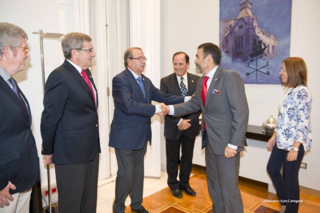 Los hermanos mayores cumplimentan al alcalde - 2, Foto 2