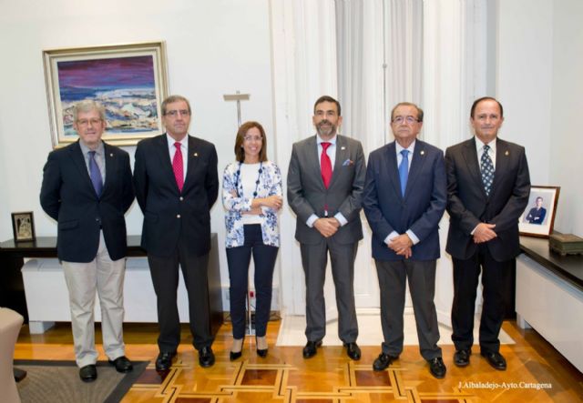 Los hermanos mayores cumplimentan al alcalde - 3, Foto 3