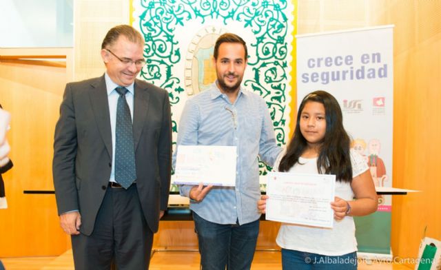 El concurso Crece En Seguridad premia a los pequeños artistas - 3, Foto 3