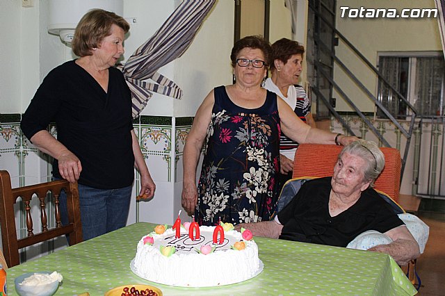 La ta Dolores cumple 100 años - 19