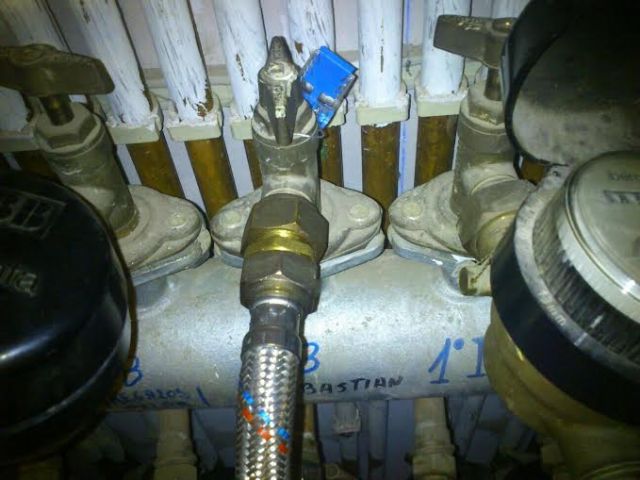 A la caza de los piratas del agua, Foto 3