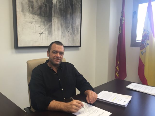 El Ayuntamiento se muestra sorprendido de que el PSOE defienda la concesión que hicieron de los autobuses urbanos - 1, Foto 1