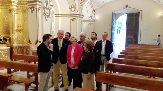 Visita de la consejera de Cultura, Dª Noelia Arroyo, al Paso Blanco - 1, Foto 1