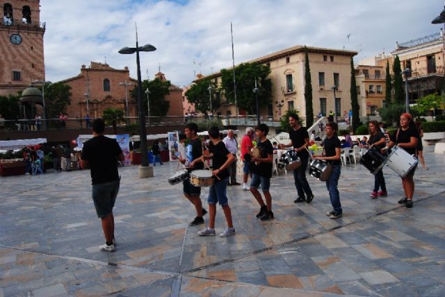 Diez asociaciones de Totana participaron en la quinta edición de la Plaza Solidaria - 2, Foto 2