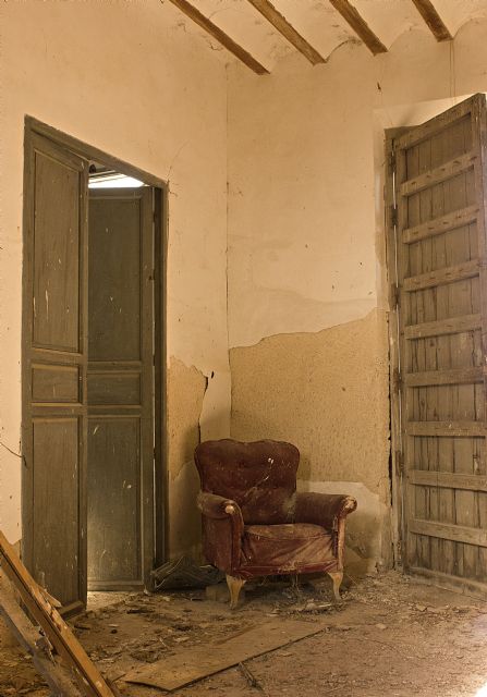 El Centro Los Postigos presenta la exposición de fotografía DONDE HABITA EL OLVIDO, de Juan Cerón, del 15 de octubre al 8 de noviembre - 2, Foto 2