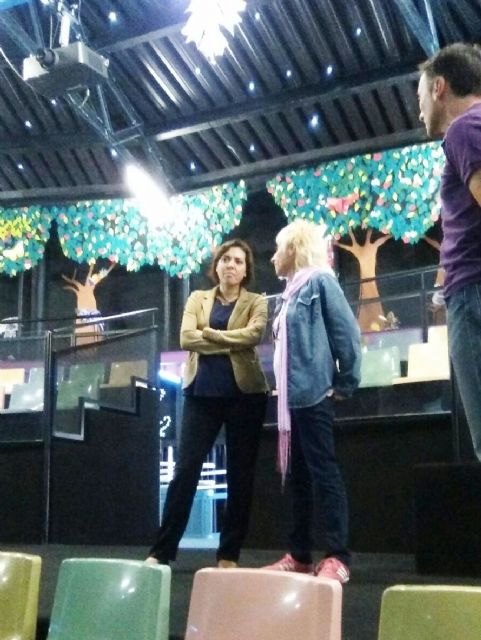 Encarna Guillén subraya que desarrollar un sistema sanitario completo requiere adaptarse a las necesidades de cada persona - 2, Foto 2