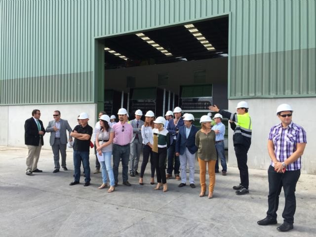La nueva planta de tratamiento de residuos domsticos de Lorca mejora la clasificacin y el proceso biolgico de la basura, Foto 2