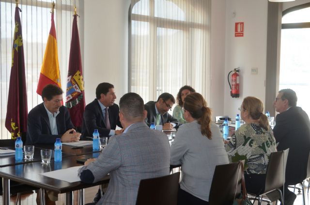 Primera reunión mesa trabajo sobre turismo cruceristas en Autoridad Portuaria Cartagena - 2, Foto 2