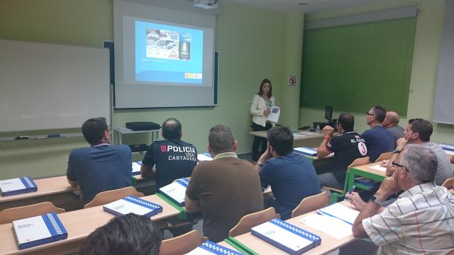 La DGT forma a agentes locales de toda la regin sobre la actuacin policial para la deteccin de drogas durante la conduccin, Foto 2