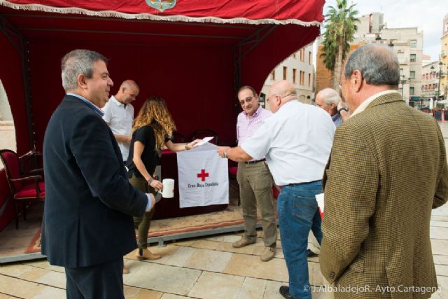 El Ayuntamiento de Cartagena recauda 1.044 euros en el Día de la Banderita - 1, Foto 1