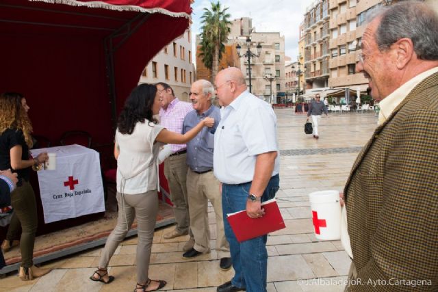 El Ayuntamiento de Cartagena recauda 1.044 euros en el Día de la Banderita - 4, Foto 4