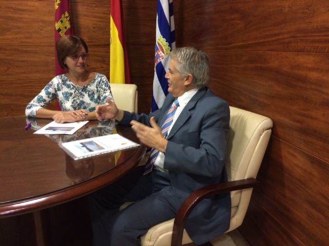 El Director General de Deportes visitó Jumilla para conocer los problemas de la piscina olímpica de La Hoya - 1, Foto 1