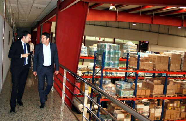 El Alcalde de Alcantarilla, Joaquín Buendía, visita Plasbel Plásticos, empresa líder nacional en bolsas reutilizables - 3, Foto 3