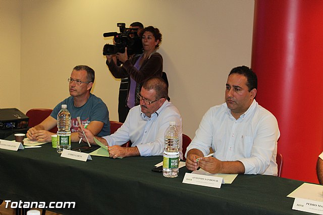 FAPEN asegura que la reunin que mantuvo anoche su directiva con la direccin regional del PSOE fue 