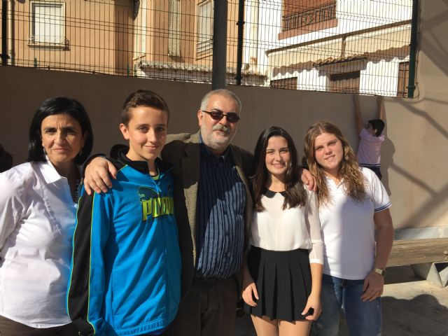 Los escolares de Blanca celebran el Día de la Escritura junto al escritor e ilustrador Xan López - 1, Foto 1