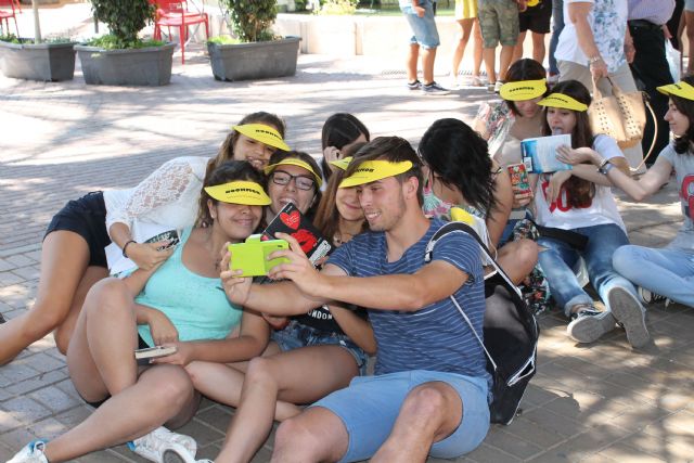 Cinco mil lectores de cuatro países leyeron a la vez en el Mandarache-Bookmob - 1, Foto 1