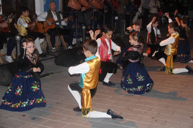 75 años de bailes populares - 2, Foto 2