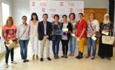El Ayuntamiento entrega los premios de la campaña 'Compra tus libros en Lorqu'
