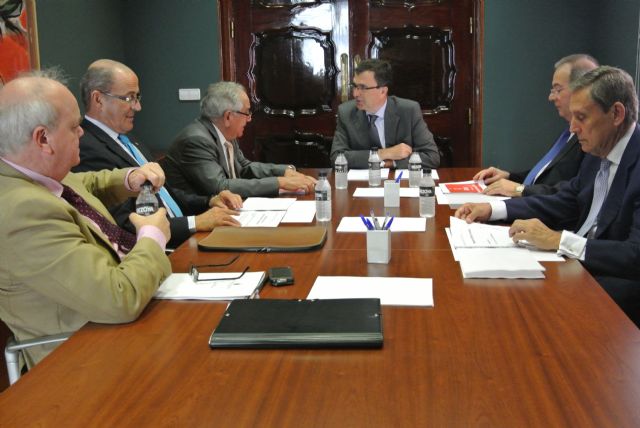 Los murcianos se ahorrarán 18 millones de euros en impuestos el próximo año por la rebaja fiscal - 1, Foto 1