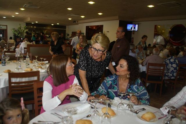 Más de cien personas colaboraron en la Comida Solidaria del Teatro Circo Apolo El Algar - 3, Foto 3