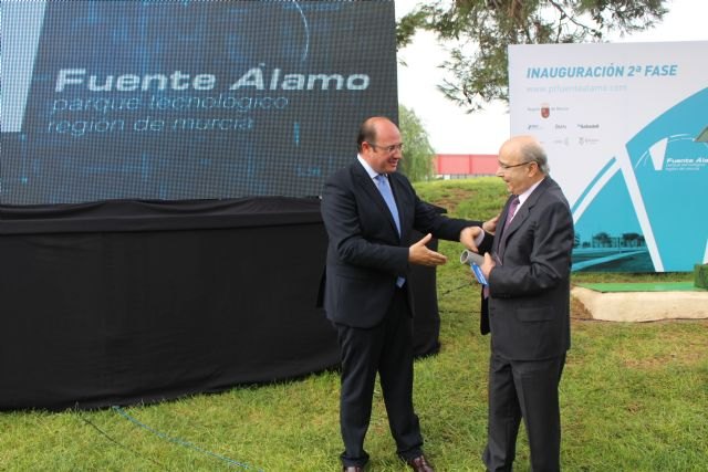 El presidente de la Comunidad remarca que la apuesta de las empresas por la I+D+i es rentable y el mejor antídoto contra la recesión - 3, Foto 3