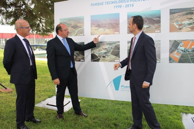 El presidente de la Comunidad remarca que la apuesta de las empresas por la I+D+i es rentable y el mejor antídoto contra la recesión - 4, Foto 4