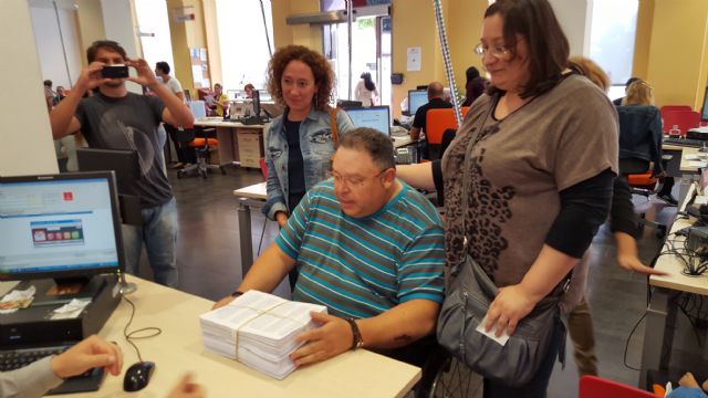 Ahora Murcia participa en la presentación de más de 400 firmas contra un proyecto vial - 1, Foto 1