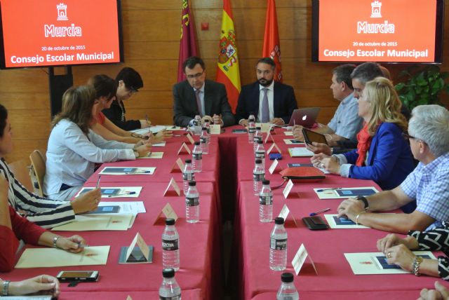 El Alcalde anima al nuevo Consejo Escolar Municipal a trabajar juntos por la excelencia en la educación - 2, Foto 2