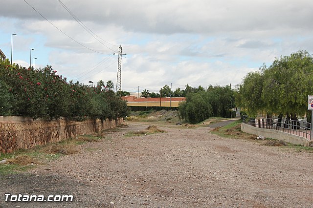 Un total de 57 peones agrcolas participan en el primero de los tres turnos del programa de los 